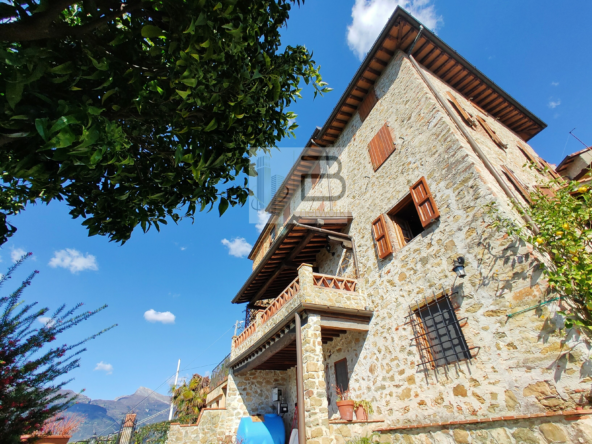 RUSTICO