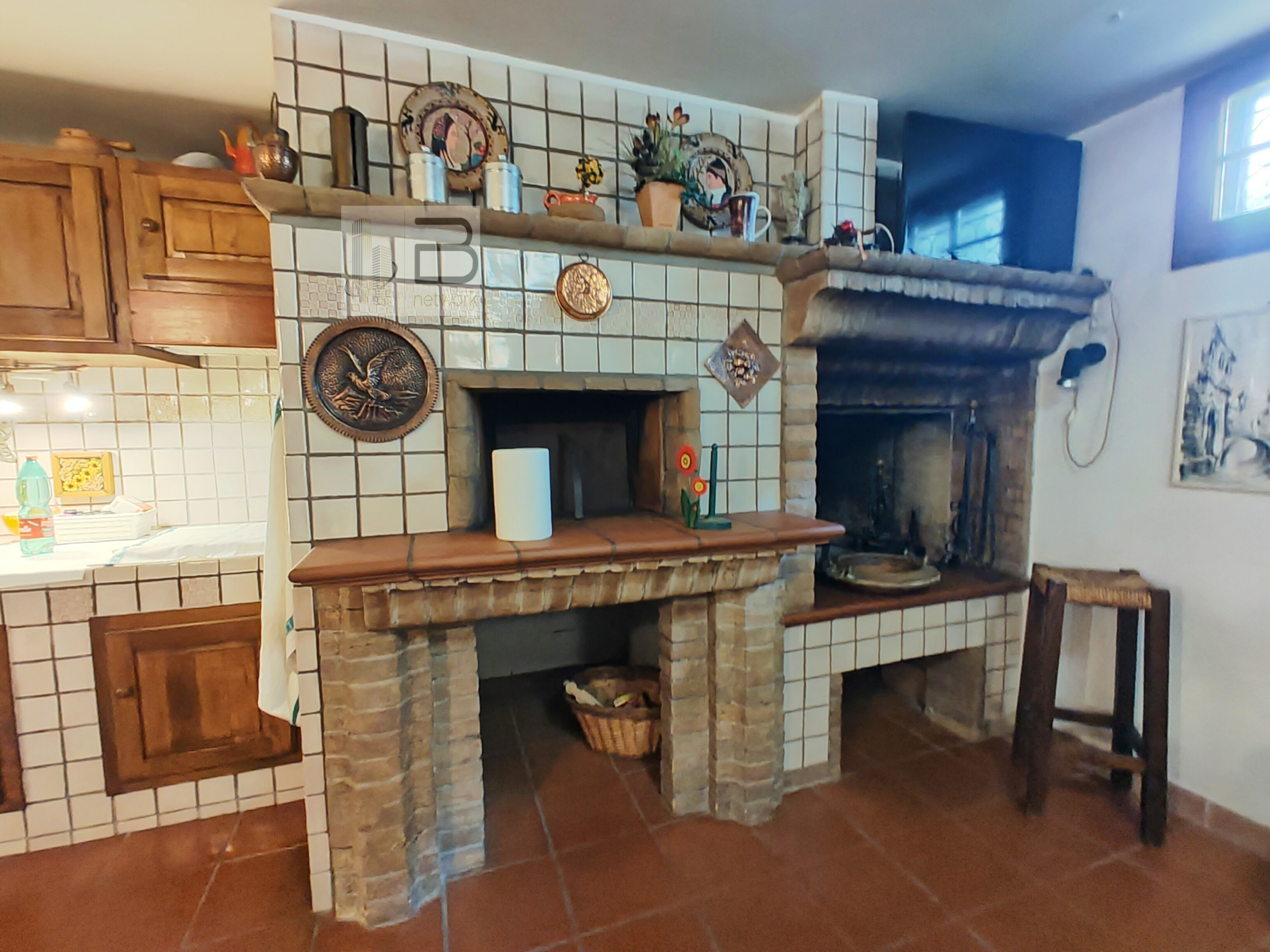 TAVERNA
