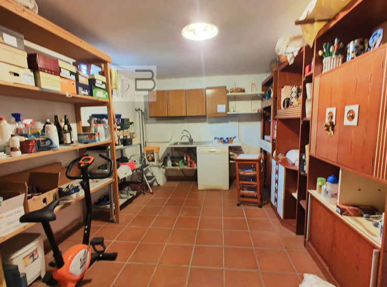 TAVERNA