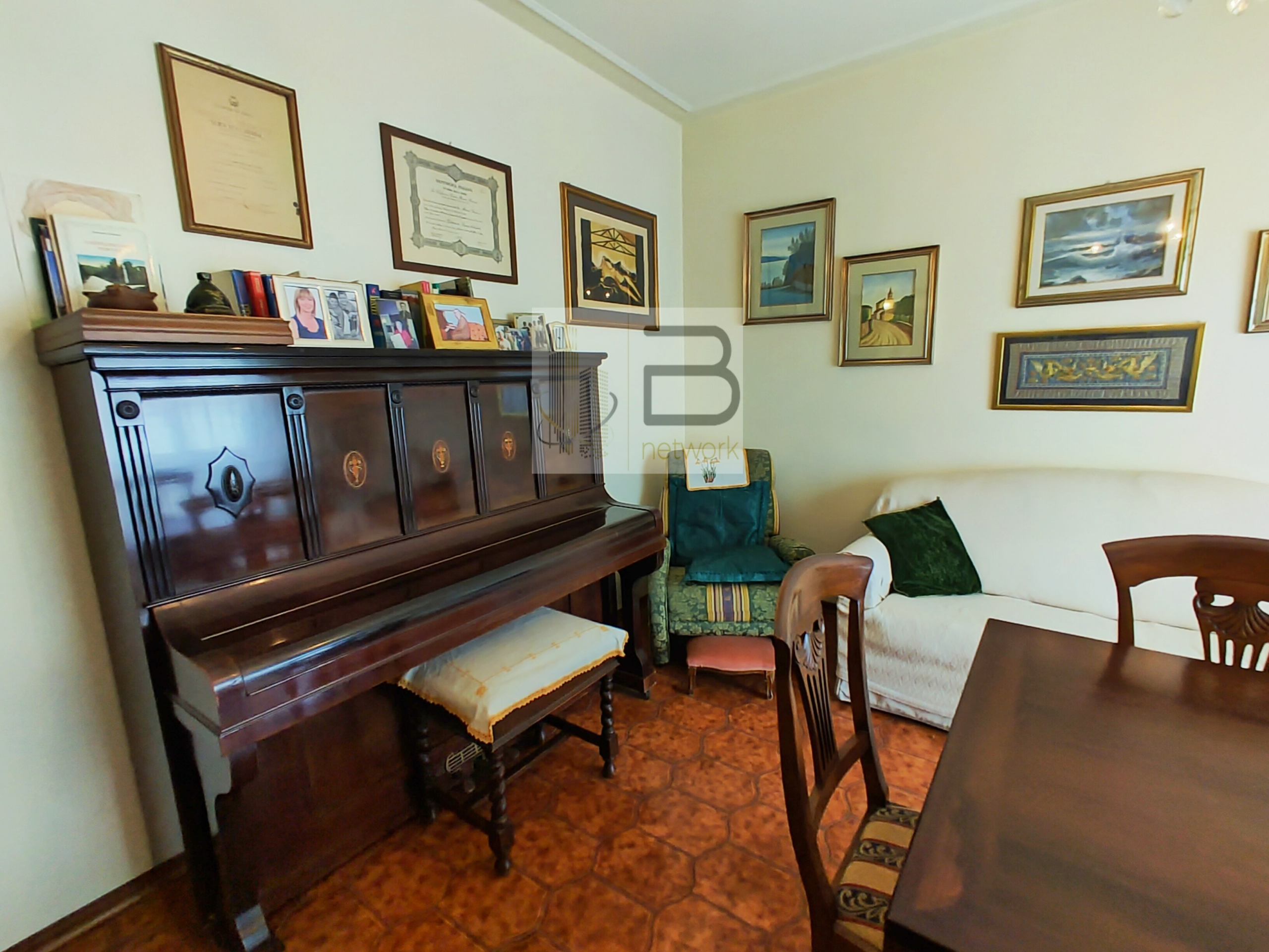 SALA