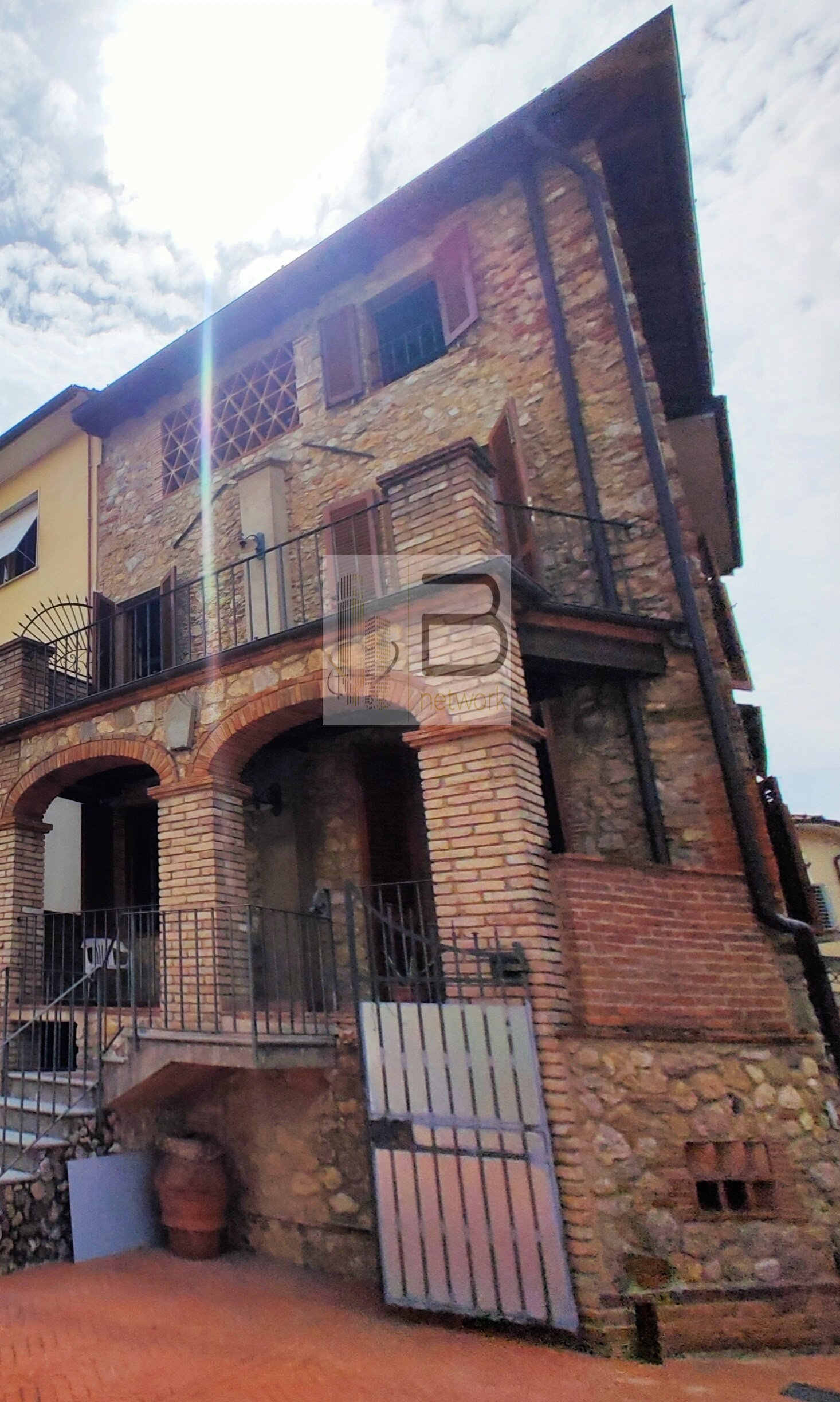 RUSTICO
