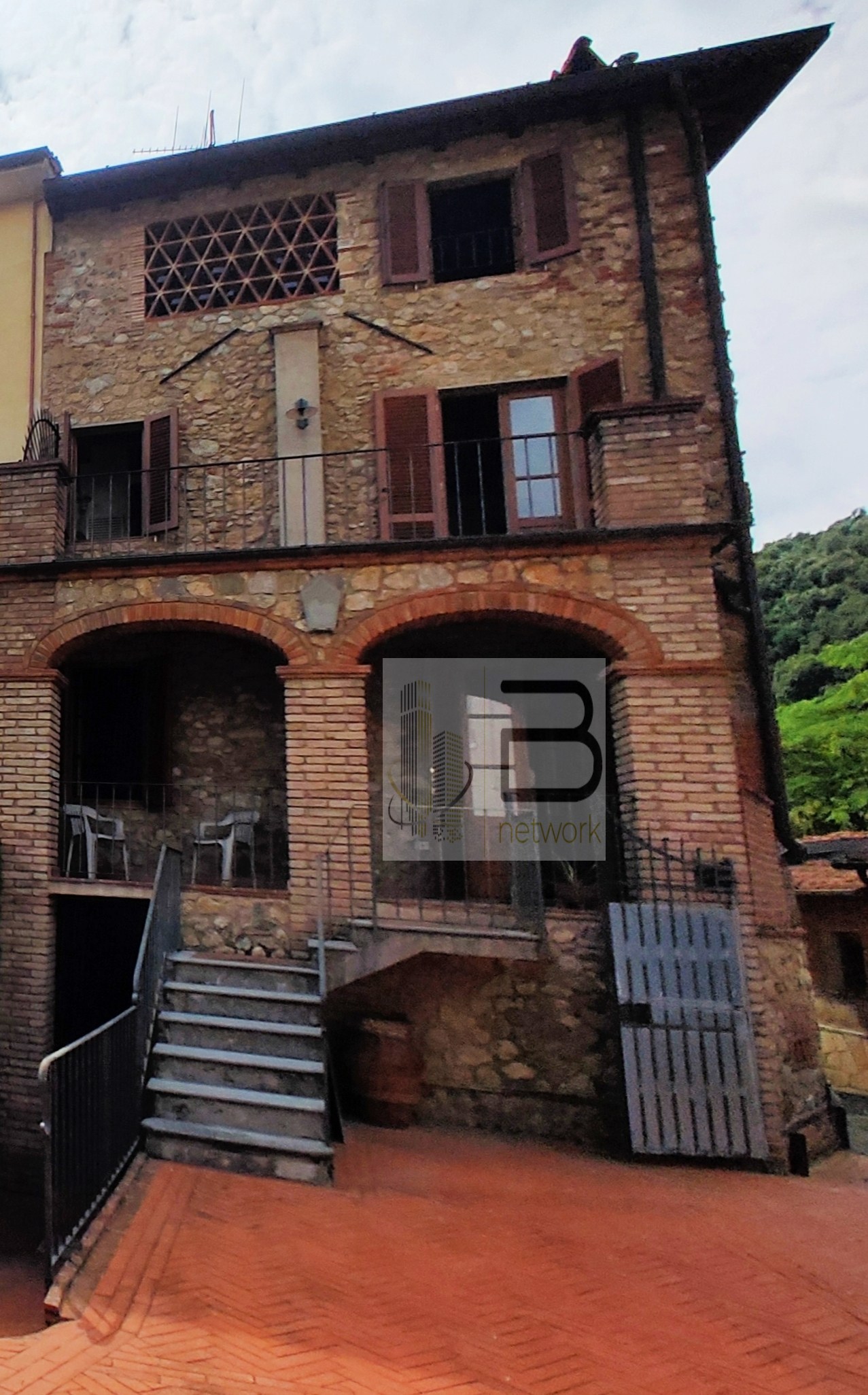 RUSTICO