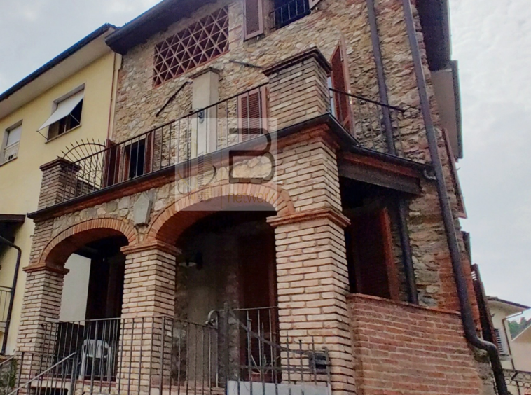 RUSTICO