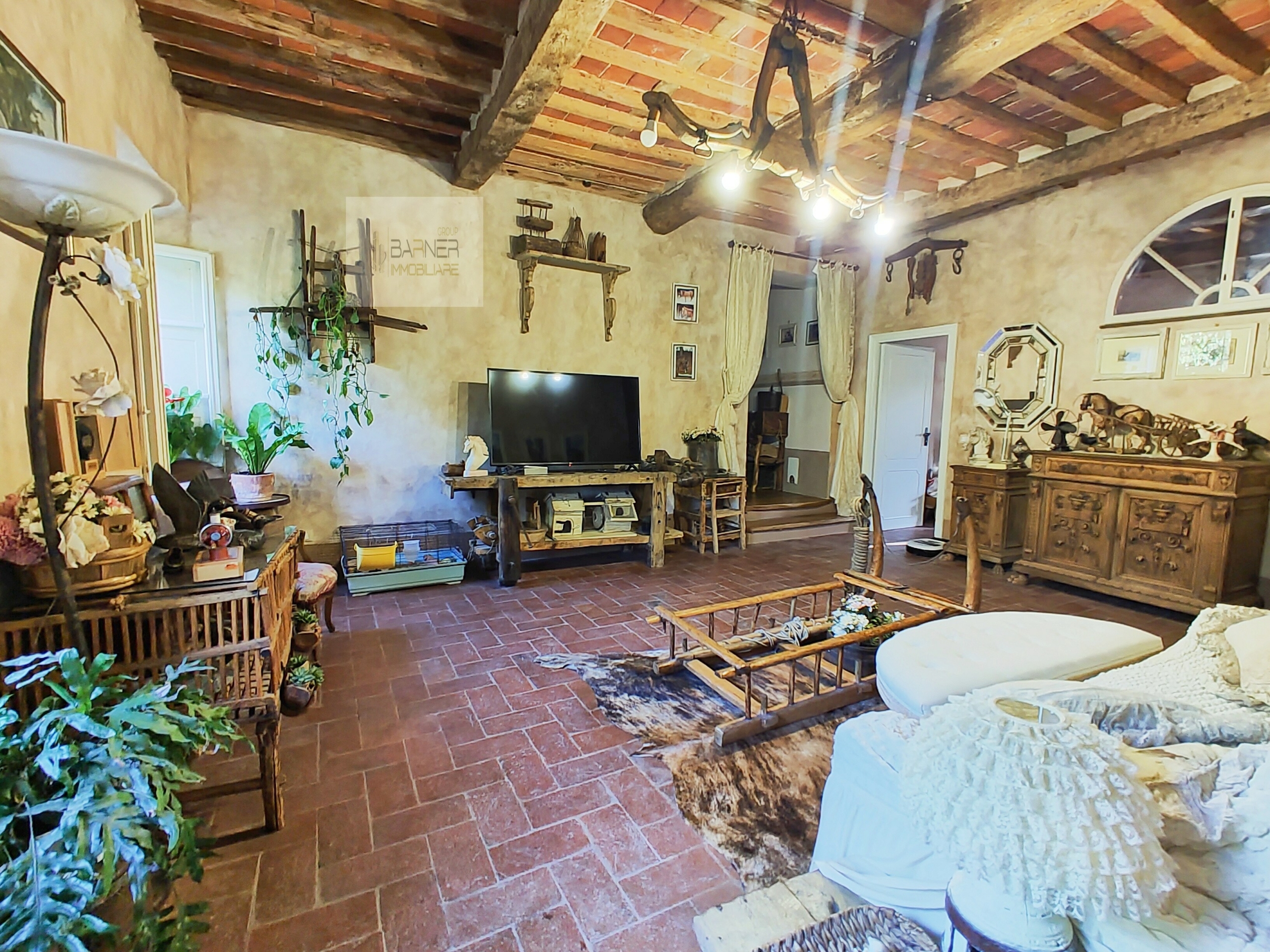 SALA