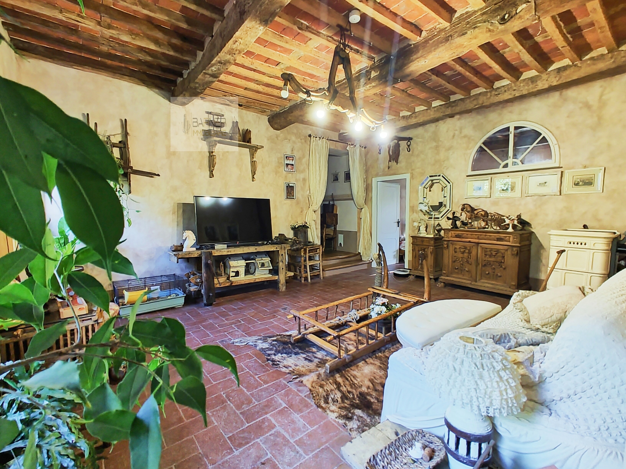 SALA