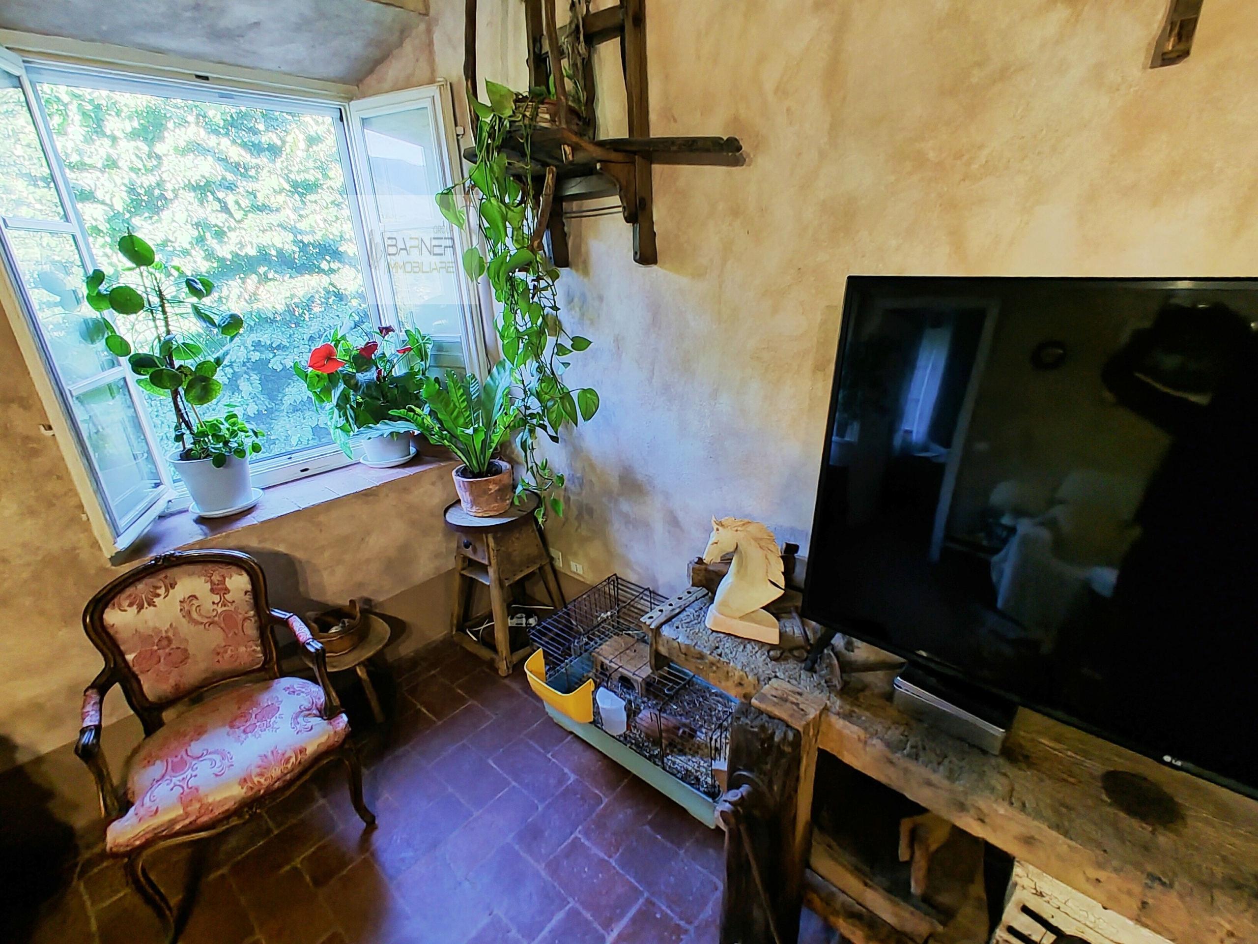 SALA